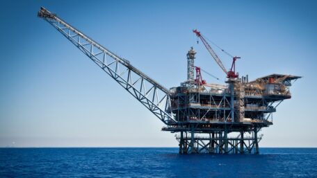 Украина определила объекты добычи газа в Черном море, захваченные Россией.