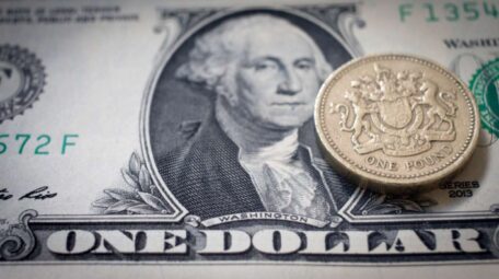 El dólar estadounidense ha subido a un máximo de 20 años frente a otras monedas.