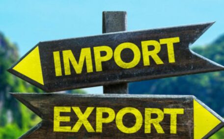 Les exportations d’Ukraine ont diminué de près d’un quart.