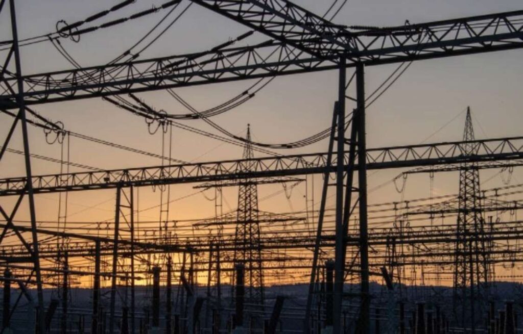 Expensive electricity causes the factory closures in Europe.