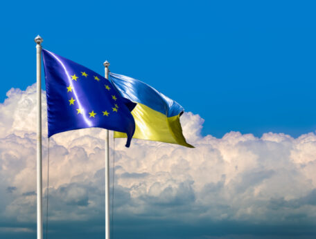 Ukraina finalizuje negocjacje w sprawie porozumienia o bezwizowym ruchu przemysłowym z UE.