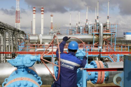 Gazprom Russie a réduit les volumes de production de 12% et les exportations de 35%.