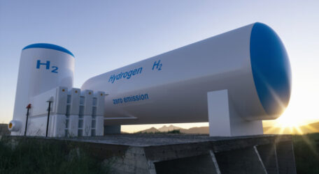 Ukrhydroenergo will produce hydrogen at the beginning of next year.