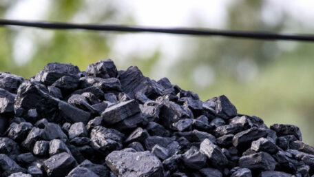 Od początku roku Ukraina zmniejszyła import węgla o prawie 300%.