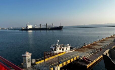 Another six vessels receive permission to export Ukrainian grain.