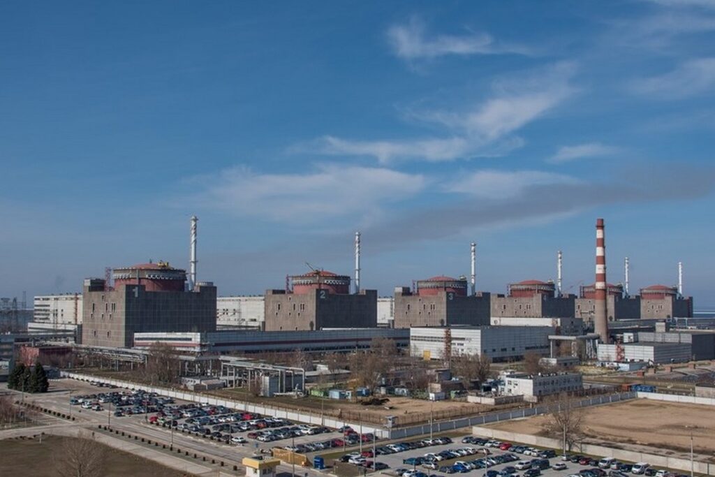 The Russian Federation is shelling the Zaporizhzhia NPP to cut off electricity in south Ukraine.