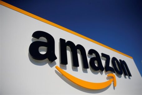 Amazon звільнив від комісії продавців з України.