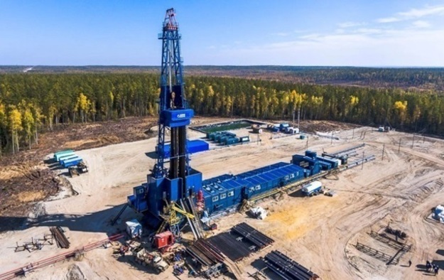 A new gas well was christened in Western Ukraine.