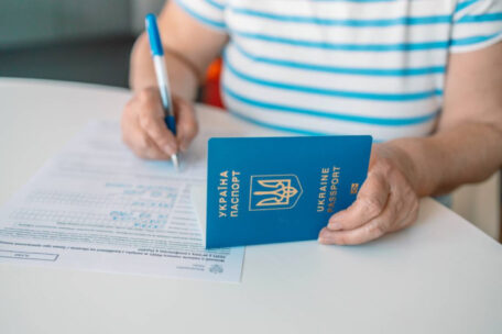 Polonia abolió el impuesto sobre la renta de los refugiados ucranianos que trabajan de forma remota.