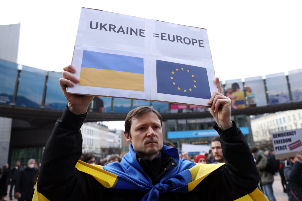 Most Europeans are in favor of Ukraine joining the EU.