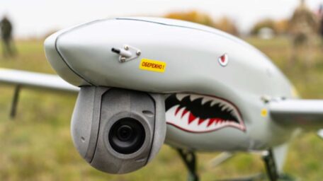 Ukraina opracowała nowego drona do celowania HIMARS.