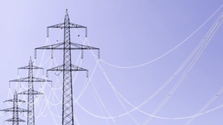 Україна перейде на “розумні” електричні мережі до 2035 року.