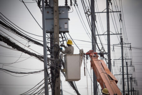 La industria ucraniana se queda temporalmente sin electricidad.