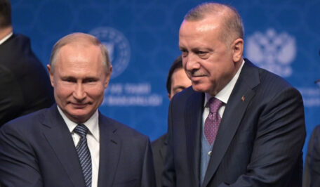 Путін пропонує створити газовий хаб у Туреччині, оскільки тиск Заходу на постачання російських енергоносіїв посилюється.