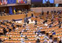 Депутаты Европарламента призывают к масштабному увеличению военной помощи Украине.
