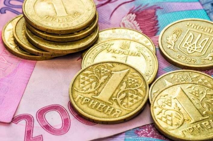 Девальвація гривні спровокувала зростання держборгу на понад ₴900 млрд.