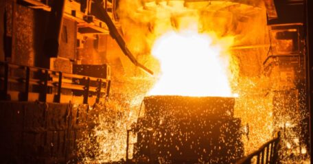 La producción de acero de Ucrania disminuyó en un 80% y el país cayó al puesto 32 en la clasificación Worldsteel.