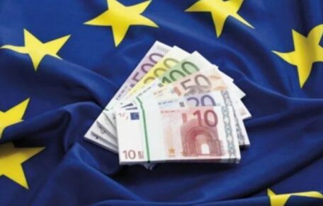 Ukraina otrzyma więcej funduszy unijnych w styczniu.