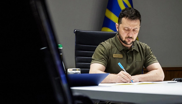 President Zelenskyy signs Ukraine’s State Budget for 2023 into law.