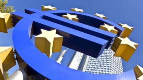 Україна отримає €2,5 млрд макрофіну від ЄС наступного тижня.