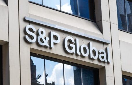 The S&P has worsened the forecast for the global economy due to the war in Ukraine.
