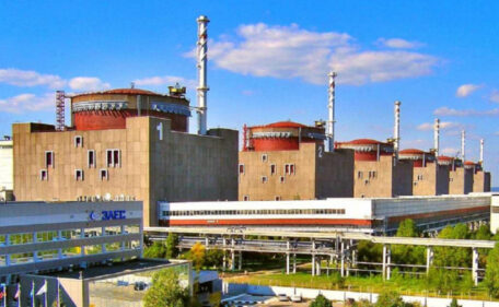 Les occupants ont mis hors tension la centrale nucléaire de Zaporizhzhia et vont tenter de la connecter à la Crimée et au Donbass occupés.