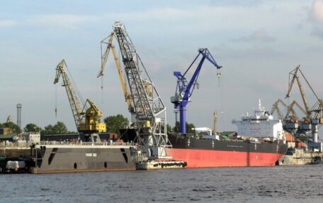 Dunajskie porty Ukrainy potroiły wielkość przeładunku towarów.
