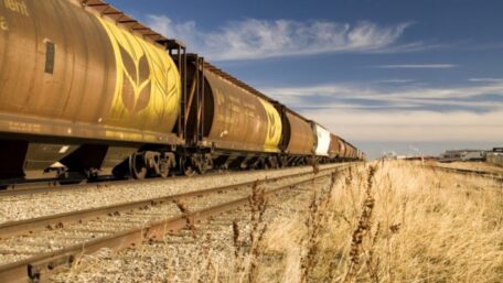 En Ucrania, el transporte ferroviario de cereales se ha abaratado.