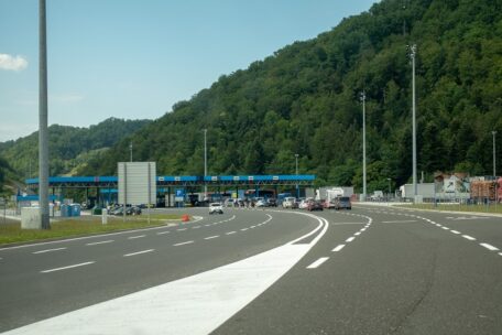 Polonia asignará 60 millones de euros adicionales para desarrollar la infraestructura fronteriza de Ucrania.