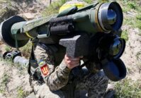 El Pentágono aumentará la ayuda militar y almacenará armas para Ucrania.