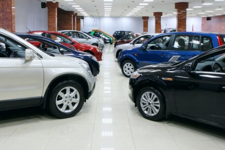 Rynek nowych samochodów w Ukrainie zmniejszył się w ciągu roku o 62%.