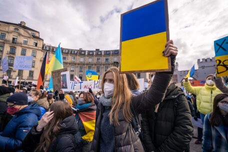 Українці переконані у безкомпромісності влади щодо РФ.