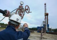 A Ukrainian oil and gas well that can produce 32 tons of oil and 17,000 cubic meters of gas per day has been repaired.