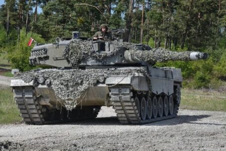 Die deutsche Regierung behauptet, dass die Lieferung von Leoparden nicht von der Lieferung von Abrams aus den USA abhängt.