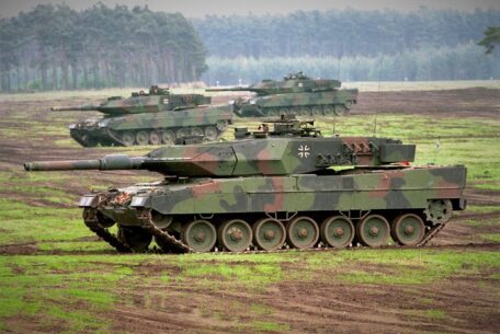 Die Panzer-Koalition wird ca. 90 Leopard-2-Panzer an die Ukraine liefern.