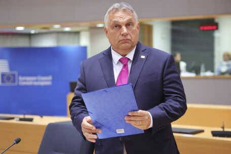 Орбан гальмує вступ Фінляндії та Швеції до НАТО.