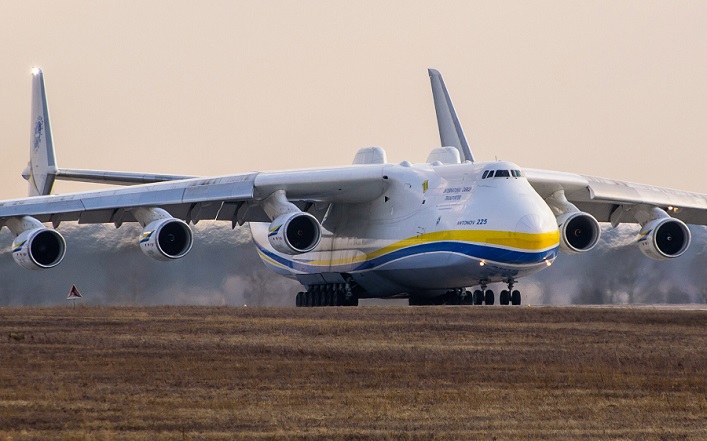 Antonov will build the world's largest new An-225 Mriya aircraft.