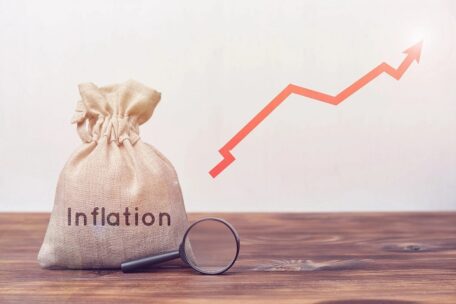 Інфляція сповільнюється швидше, ніж очікував НБУ.
