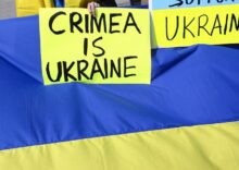 Ukraine supports the liberation of Crimea, even at the cost of aid reduction.