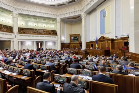 Parlament Ukrainy zatwierdził 500-punktowy plan działania na 2023 rok, w którym priorytetem jest bezpieczeństwo i obrona.