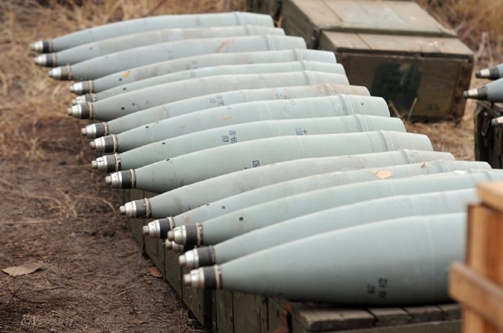 “Укроборонпром” виготовив за кордоном 122-мм снаряди для гаубиць та поставив першу партію на передову.