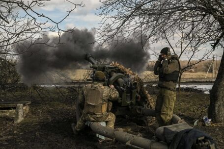 Украина стремится к прекращению боев за Бахмут и созданию окна для своего контрнаступления.