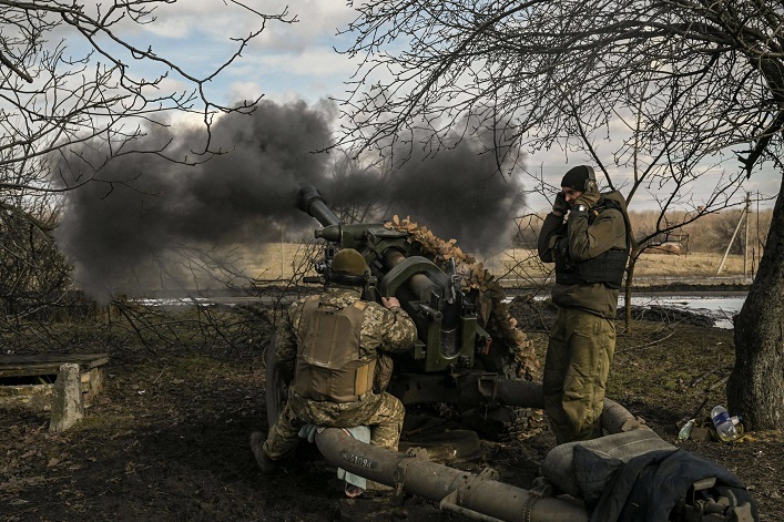 Ukraine eyes an end to the fighting for Bakhmut and a window for its counteroffensive.