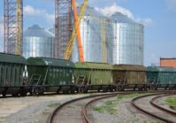 Polonia planea reiniciar el tránsito de granos por Ucrania.