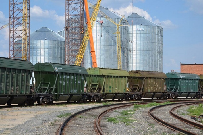 Poland plans to restart Ukrainian grain transit.