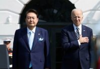 Байден на зустрічі з лідером Південної Кореї закликав підтримувати Україну, країни створили технологічний альянс.