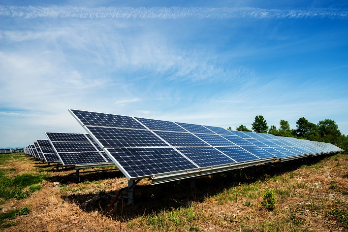 ¿Cómo están implementando las industrias y empresas en Ucrania la transición a la energía verde?