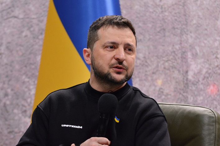 En la Conferencia de Recuperación en Roma, Zelensky y ha pedido a las empresas italianas que inviertan en Ucrania bajo nuevos estándares de seguridad.