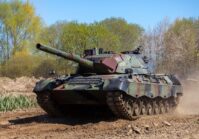Германия предоставила систему воздушного наблюдения и разведывательные беспилотники и отправит более 100 танков Leopard 1A5.