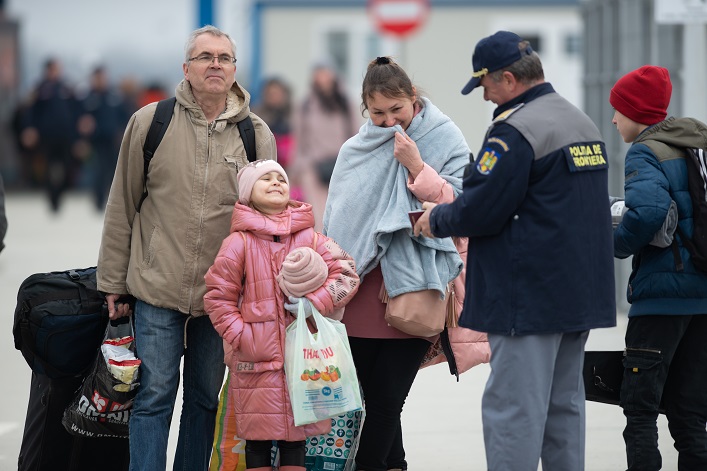 В Европе официально зарегистрировано около 3,9 млн. беженцев из Украины.